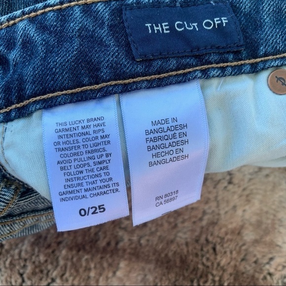 Lucky Brand The Cut Off Jean Short - Picture 6 of 12